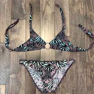 Vintage Calvin Klein baiting suit